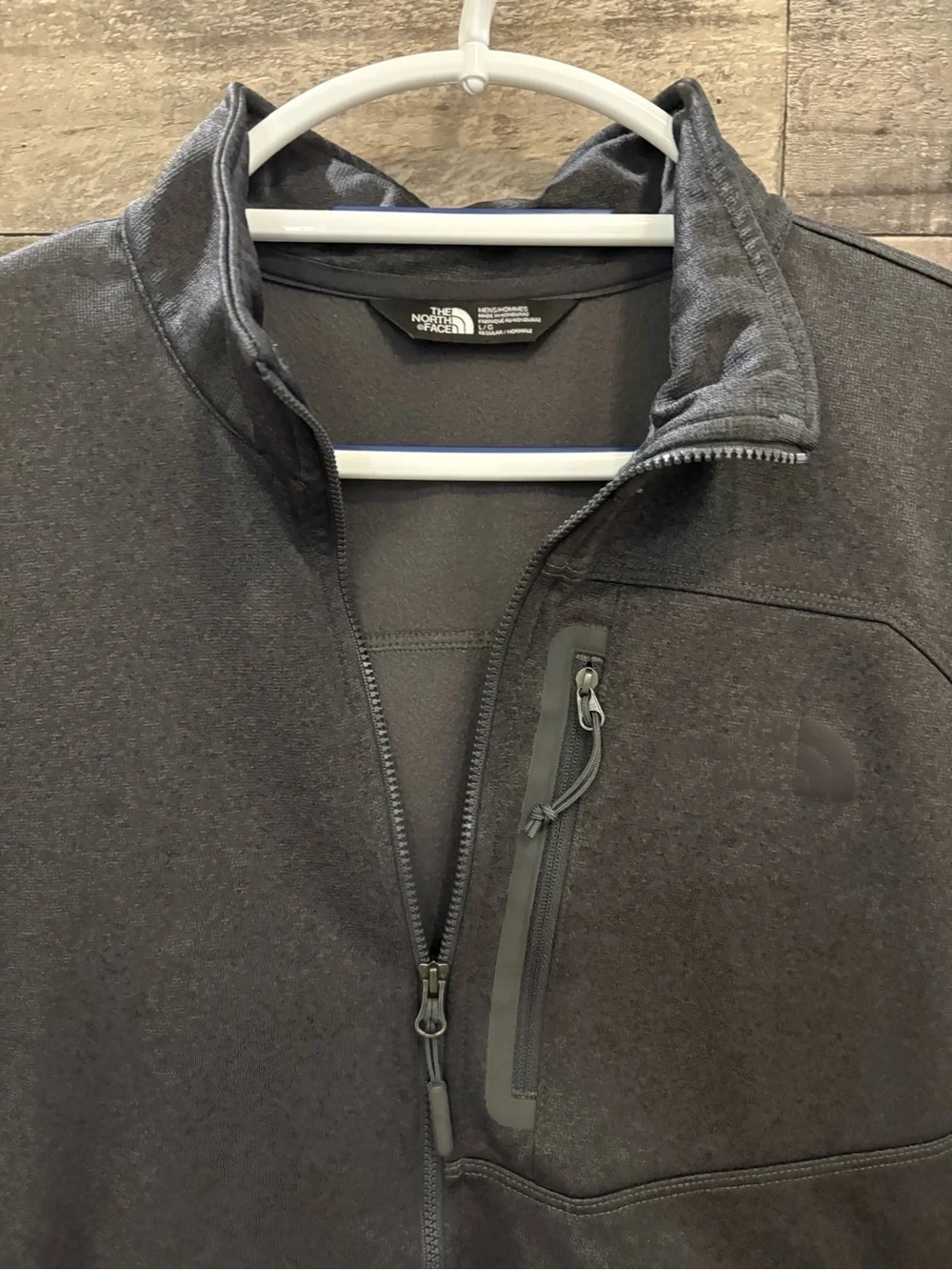 The North Face Men's Charcoal Quarter-Zip Pullover